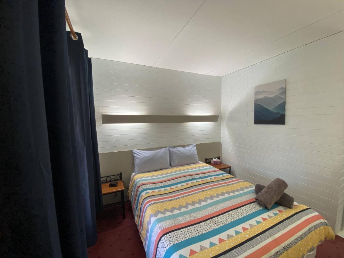 Capri Motel Balranald Exterior foto